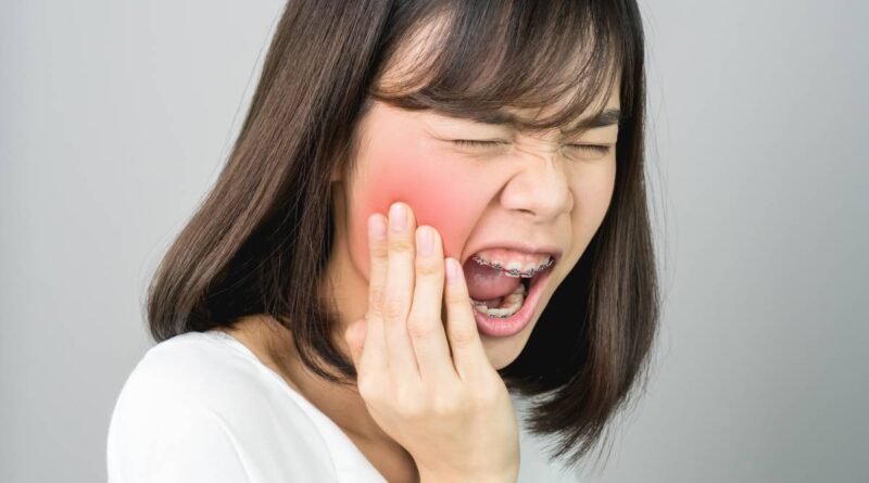 bolest zubů a dásní